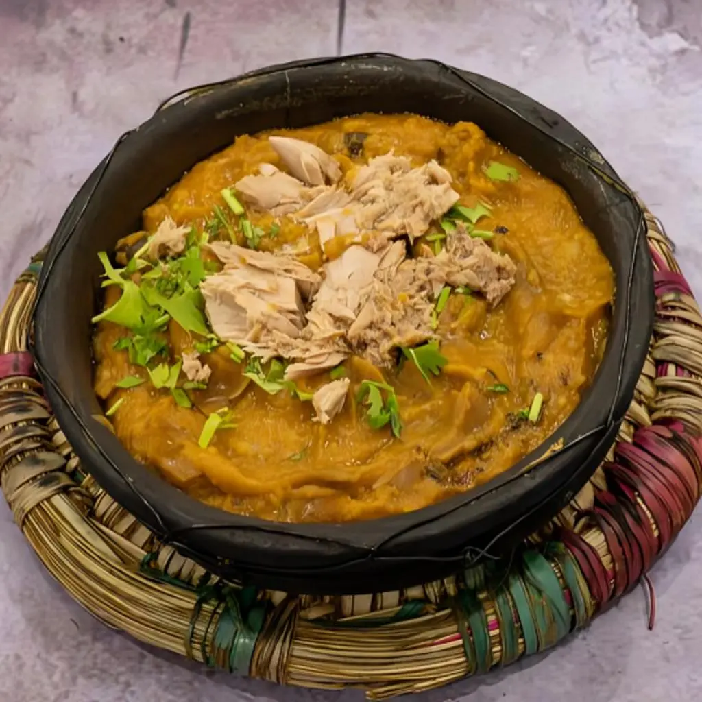 فول بالتونة